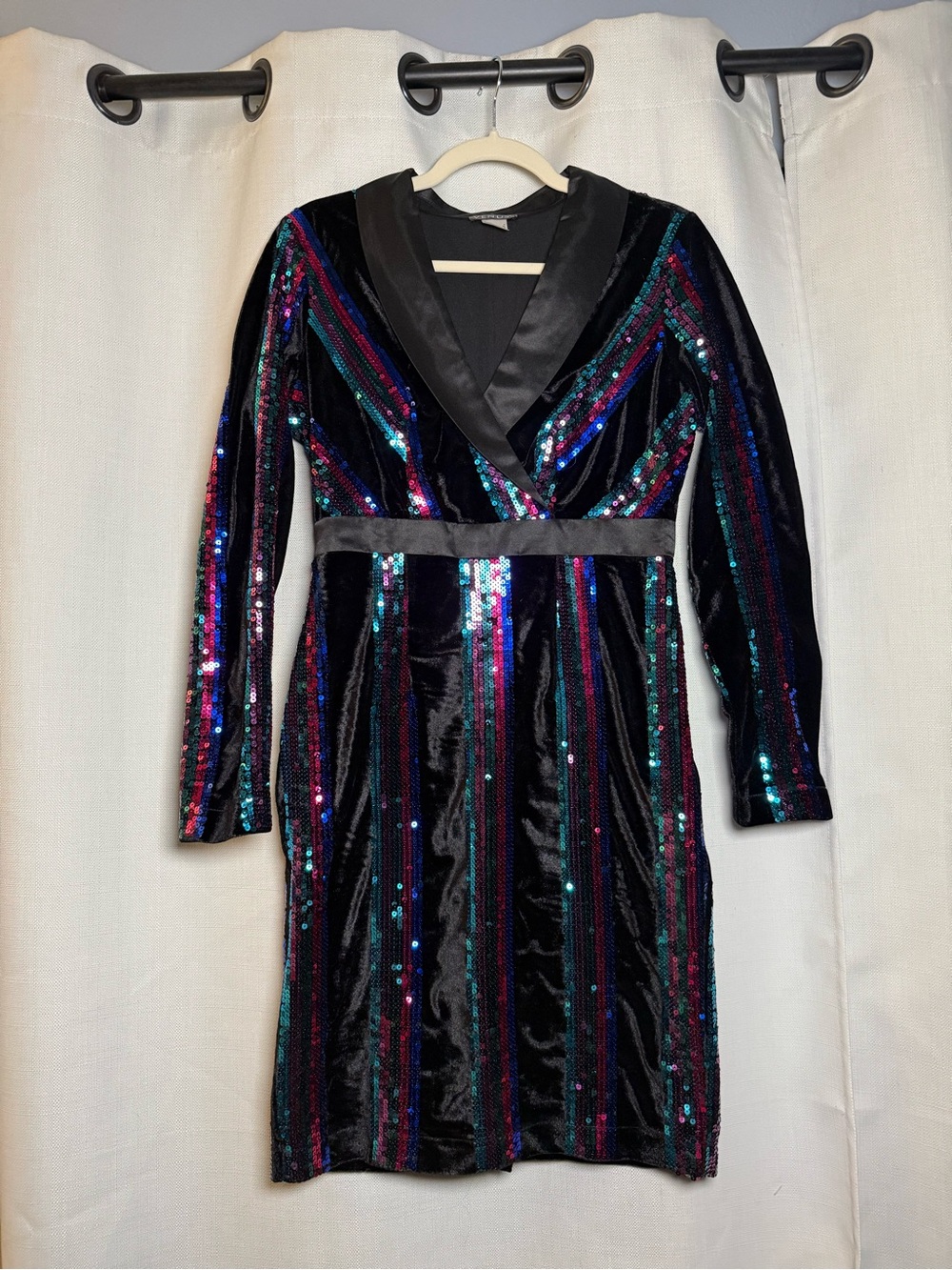 Venus Black Velvet Blue Pink Purple Sequin Tuxedo Style Long Sleeve Dress Size 2 - Picture 5 of 12